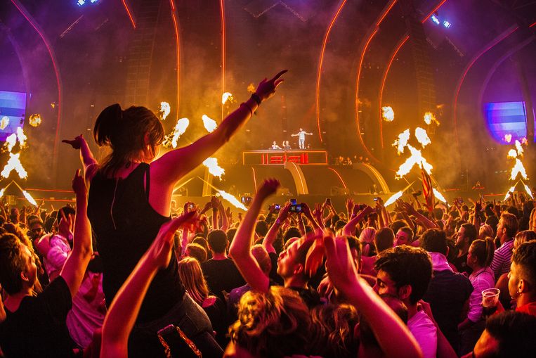 ADE: dag en nacht dance