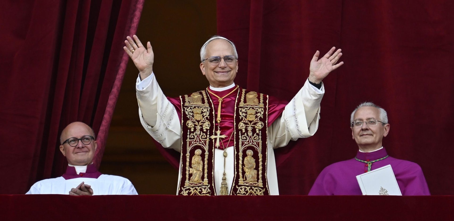 Paus Leo XIV levert openlijk kritiek op de regering-Trump